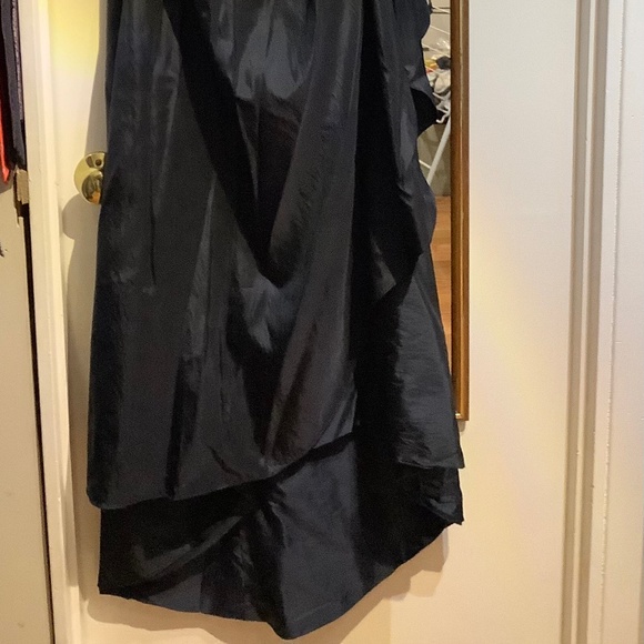 Long, formal, dark blue dress - Picture 5 of 7